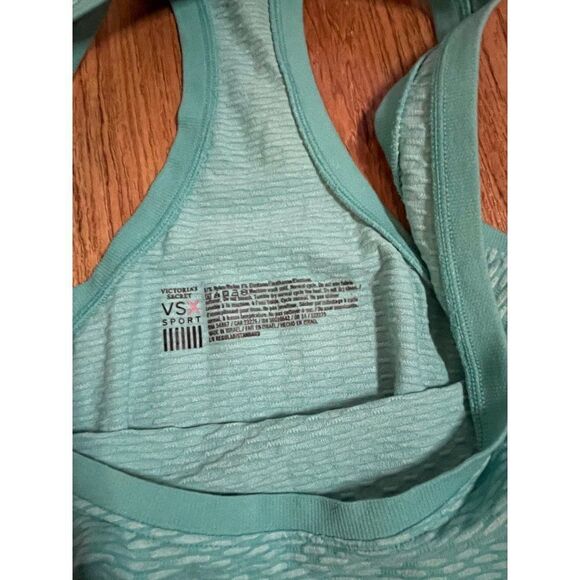 Victoria's secret sport turquoise tank‎ - Picture 4 of 8